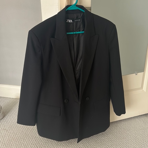 Zara Oversized Blazer - Picture 1 of 3
